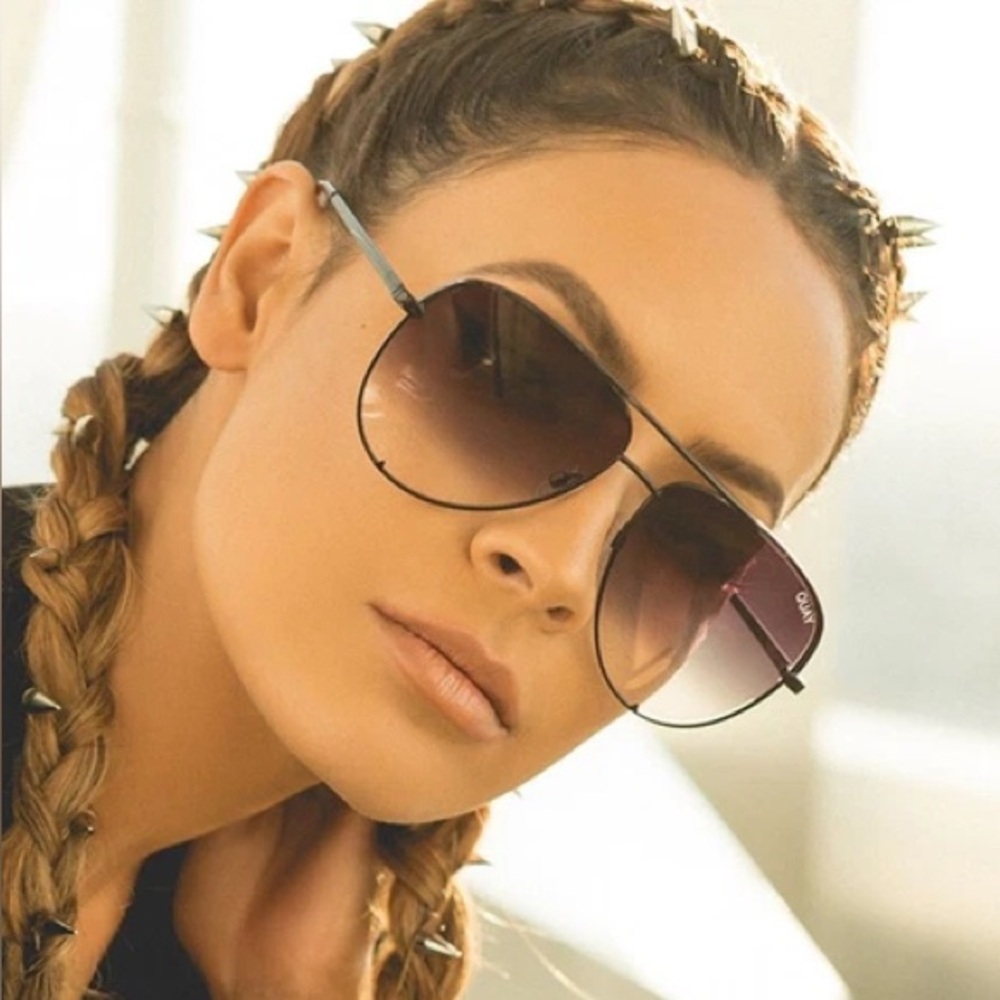 QUAY AUSTRALIA X DESI PERKINS HIGH KEY BLACK SMOKE AVIATOR SUNGLASSES